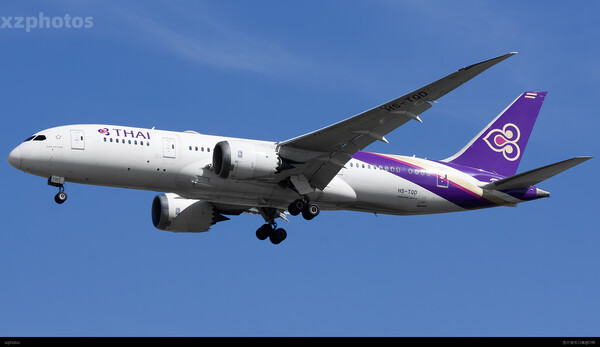 TG668 BKK-CAN