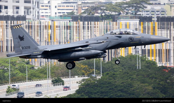 f15