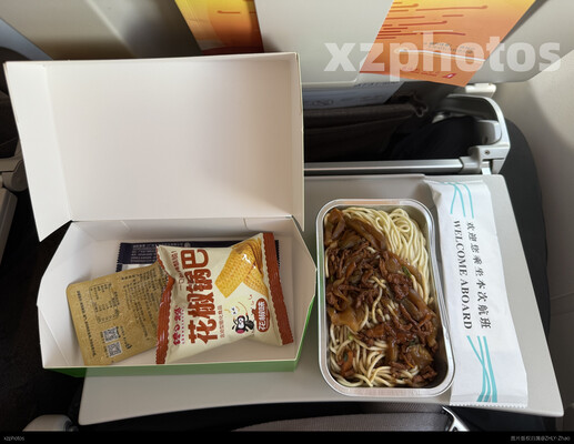上海航空热简餐