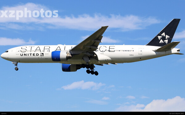 N218UA