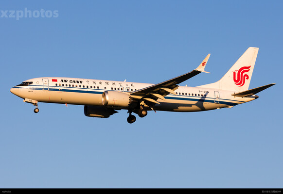 CA1438 CKG-PEK