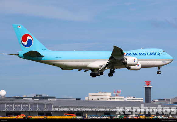 747