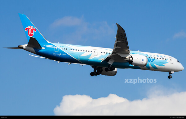 B787