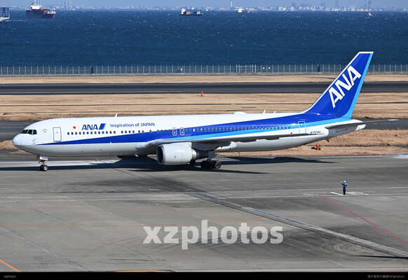 JA608A 羽田