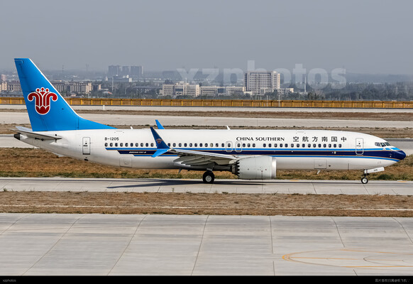 南航737-8 MAX