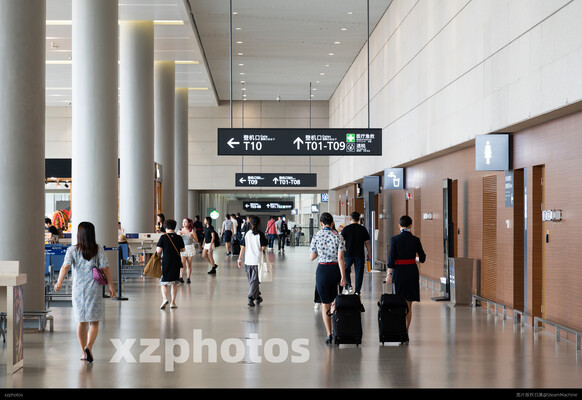 虹桥T1国际出发