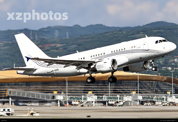 B-320Q