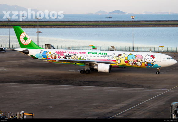 长荣航空Hello Kitty(梦想)涂装