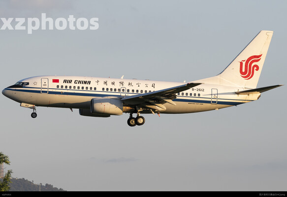 737