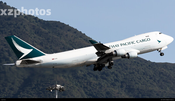 Cathay Pacific Cargo B747-400F B-LIA