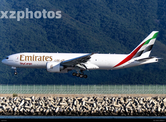 A6-EFZ