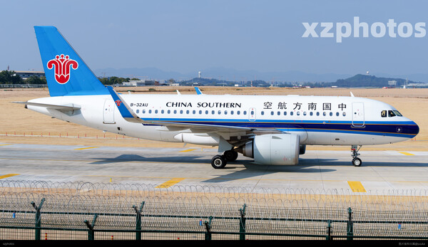 B-32AU