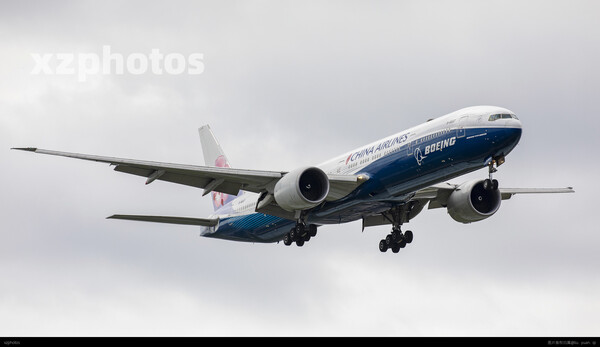 777-300er