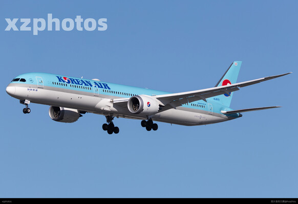 HL8570