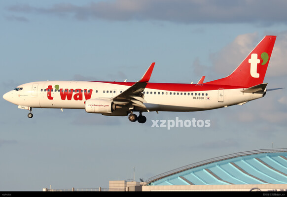 737