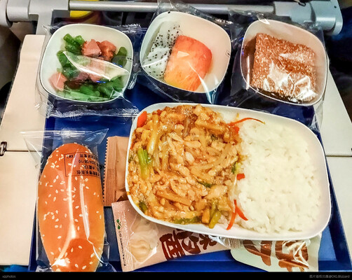厦门航空厦门-墨尔本经济舱餐食