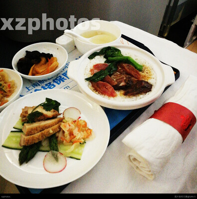 南航380公务舱餐食