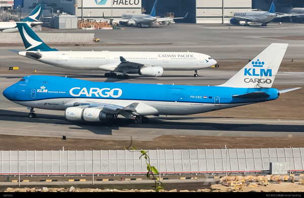 PH-CKC