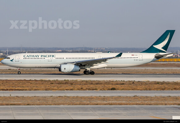 国泰航空330