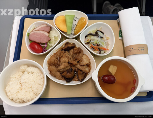 厦航公务极品餐食