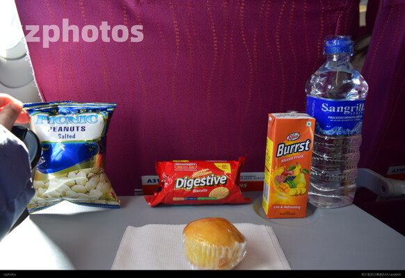 喜马拉雅航空H9787餐食