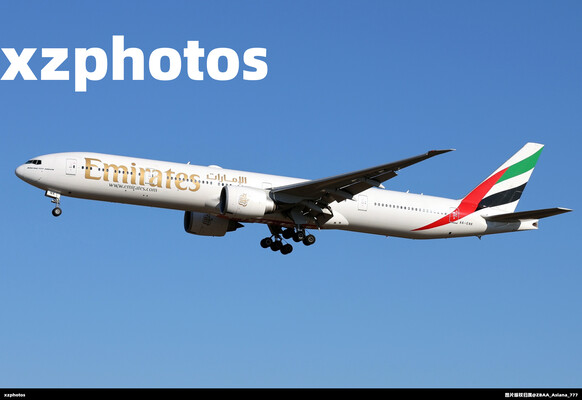 阿联酋航空77W访京