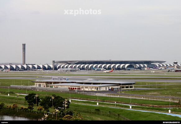 素万那普国际机场