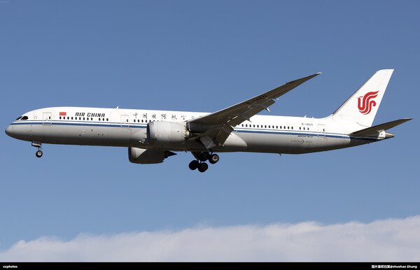 跑道01可以落地