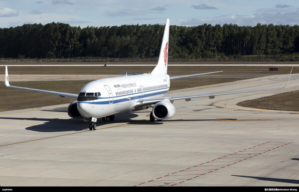 蒙元1135 滑行至10机位 此时CA1135蒙元呼号还剩下一个月