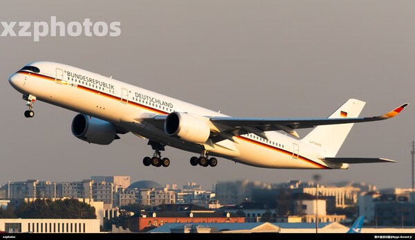 德国政府专机拉起