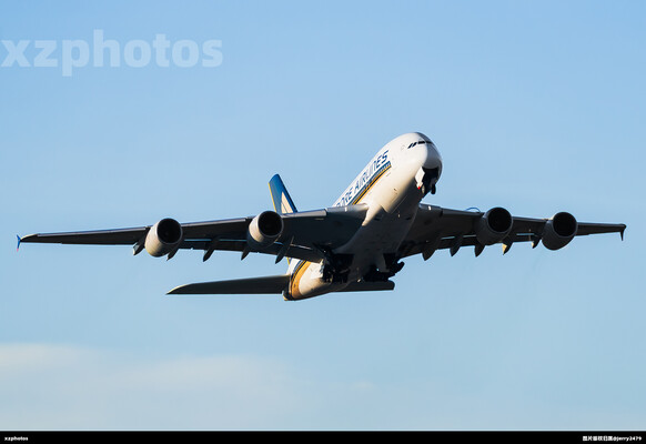 新航380在浦东国际机场暴力拉起