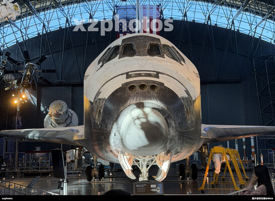 Space Shuttle Discovery at Udvar-Hazy Center