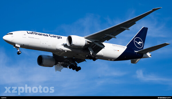 汉莎货运清晨降落上海浦东国际机场