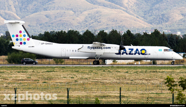 Qazaq Air UP-DH003