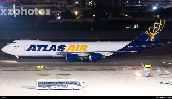 夜摄阿特拉斯748