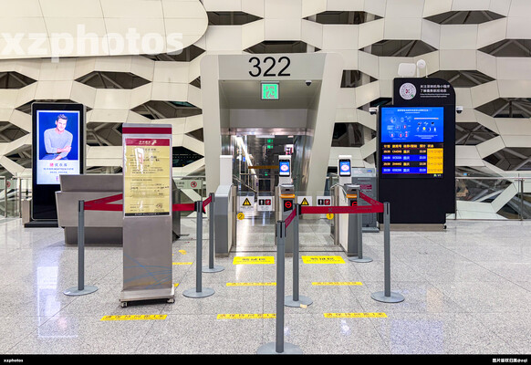 深圳宝安机场322登机口