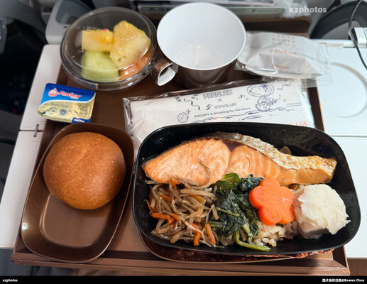 JX801 东京成田-台北经济舱餐食