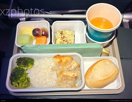 CX879  旧金山-香港  经济舱餐食