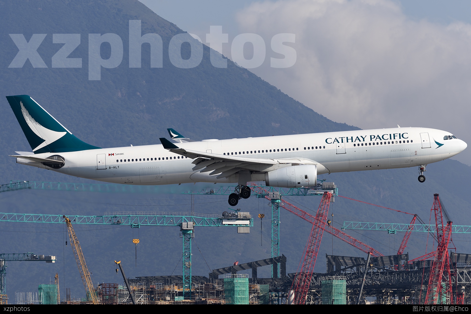 国泰航空333