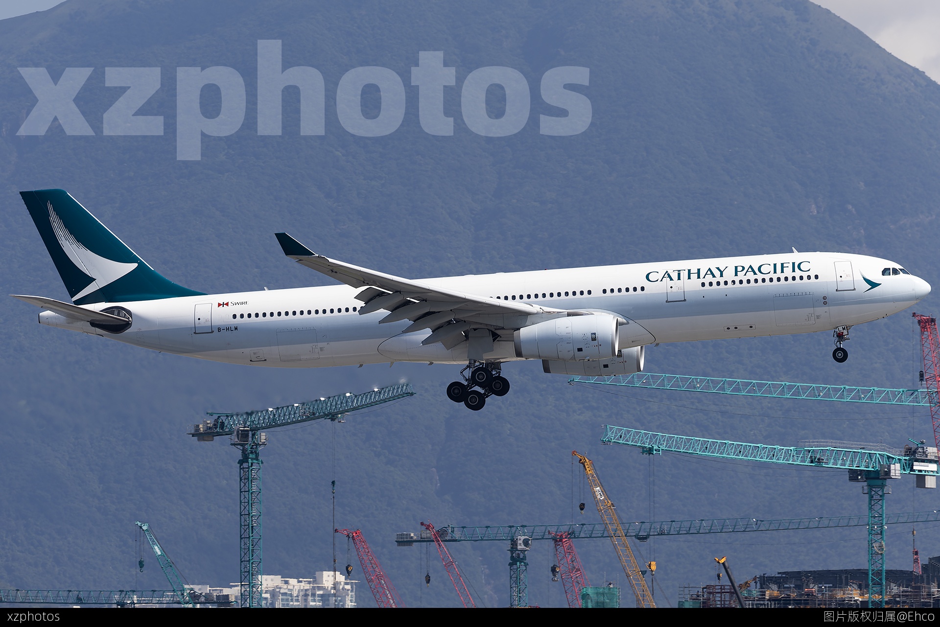 国泰航空333