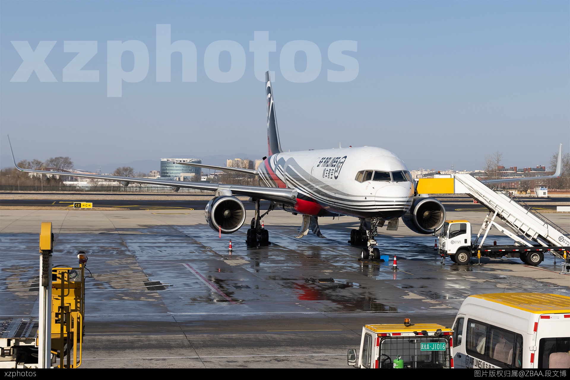 B-223M在运输段巨的快递
