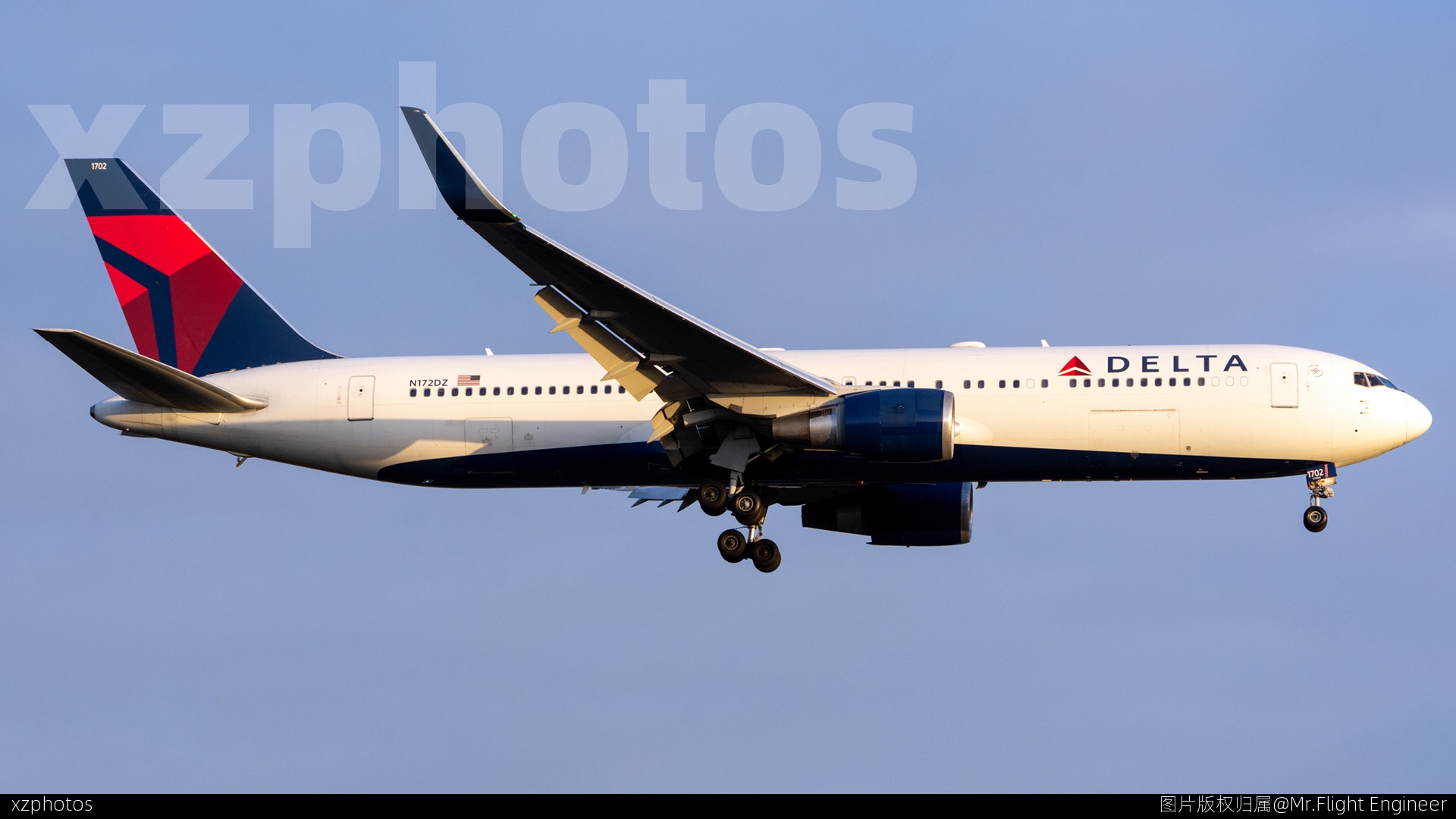 N172DZ