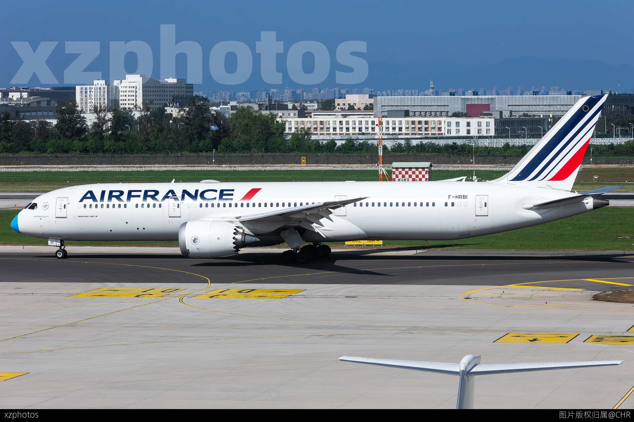 AF128 CDG-PEK