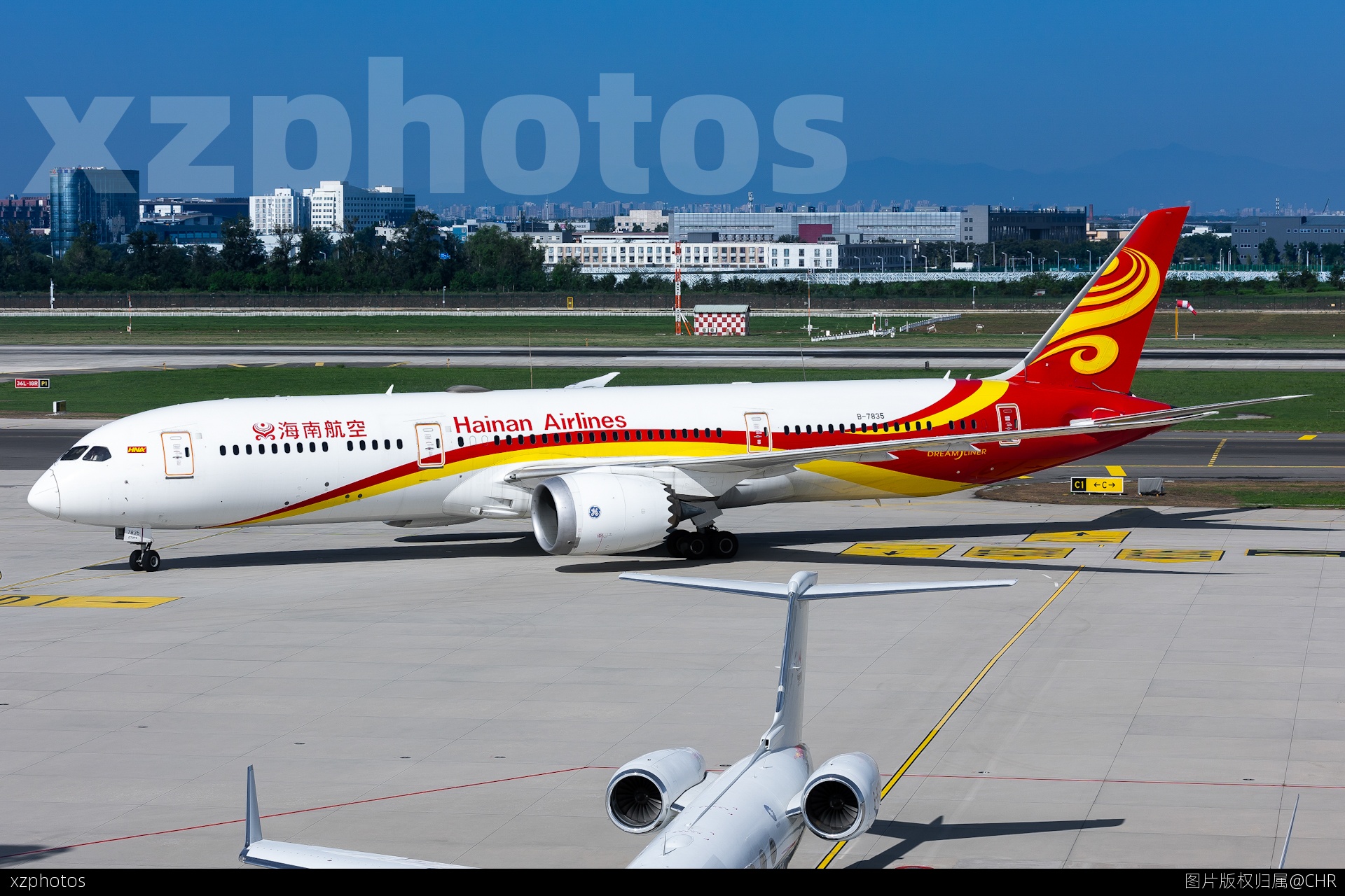 HU7603 PEK-SHA