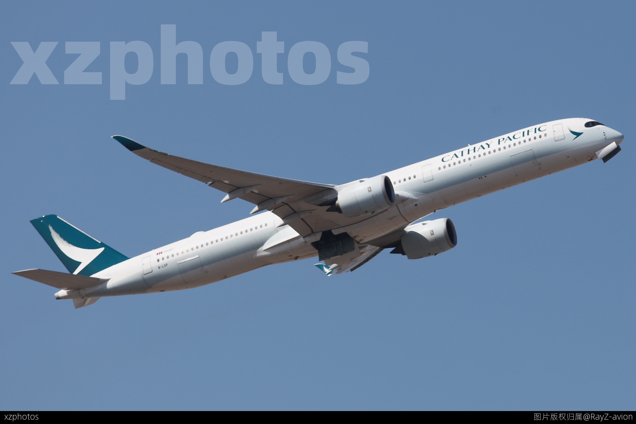 国泰航空A35K起飞