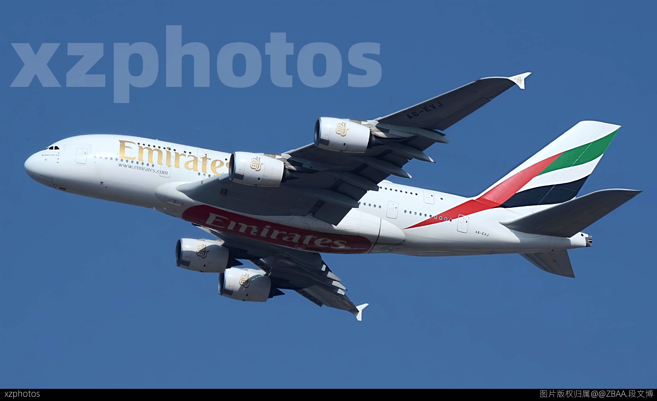 Airbus A380-842