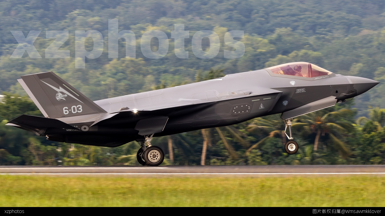 F35