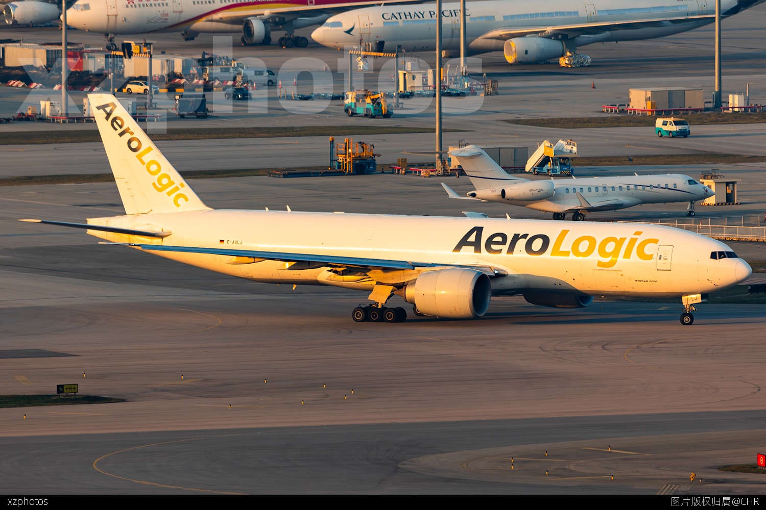 3S519 HKG-LEJ