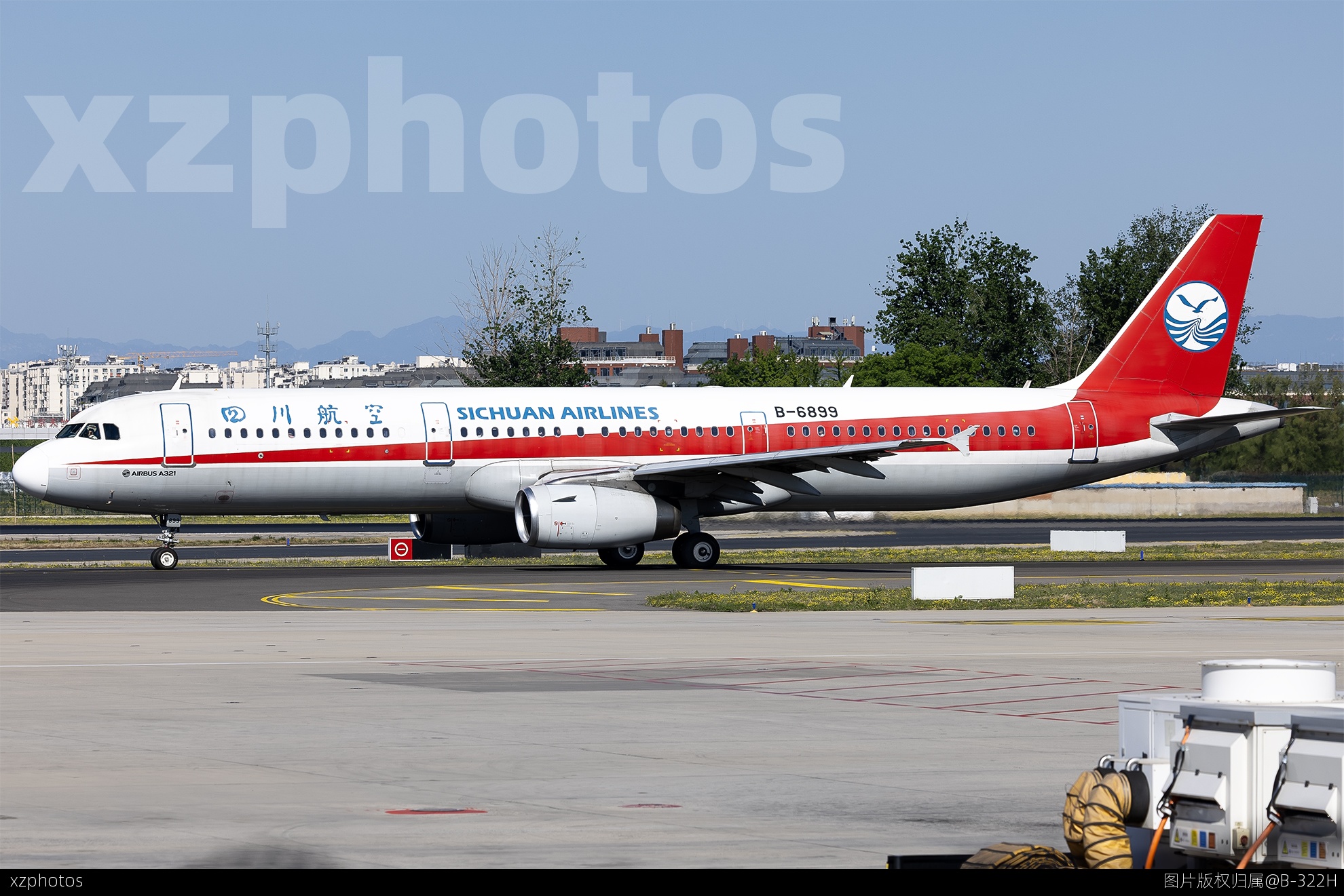 四川航空 B-6899