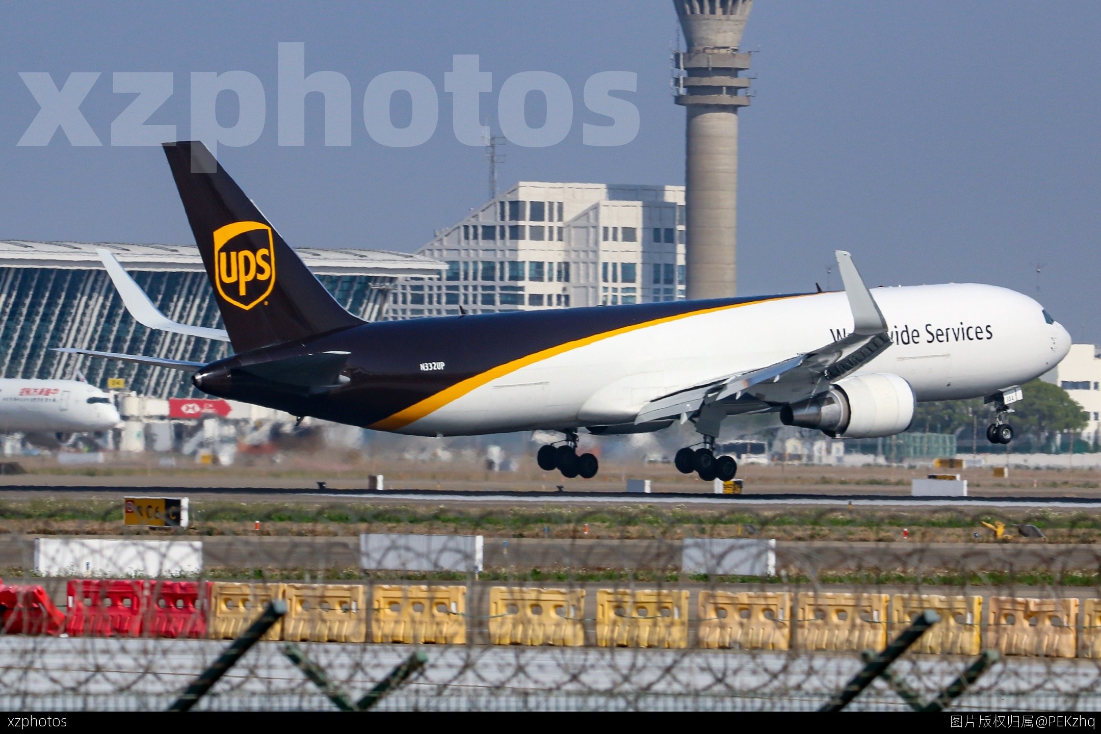 UPS